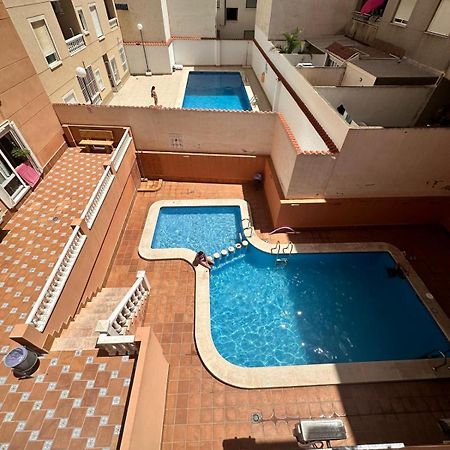 Torrevieja Precioso Apto En Calle San Pascual Con Piscina Cerca De Todos Los Servicios Exterior photo